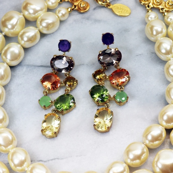 Duchess of Windsor Carolee Chandelier Earrings - Picture 3 of 16